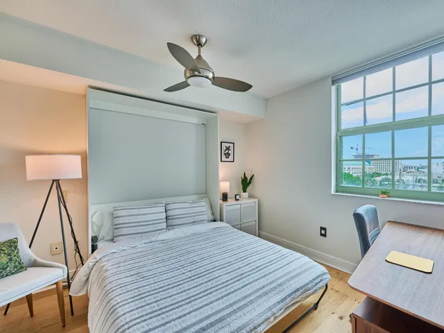 610 Clematis Unit 522 photo 16