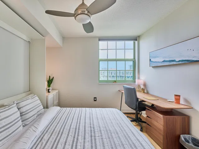 610 Clematis Unit 522 photo 18