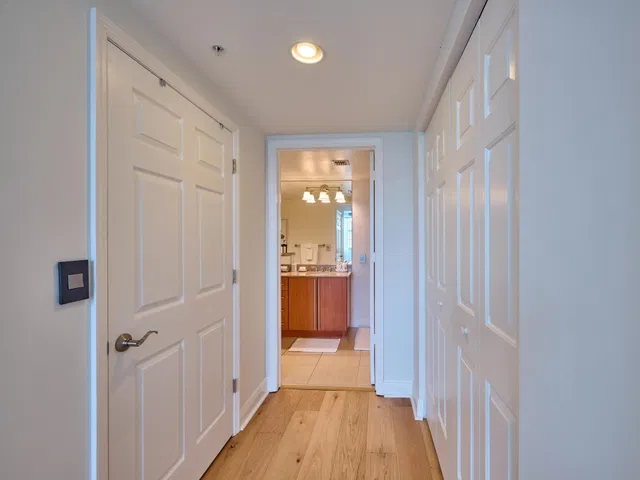 610 Clematis Unit 522 photo 39