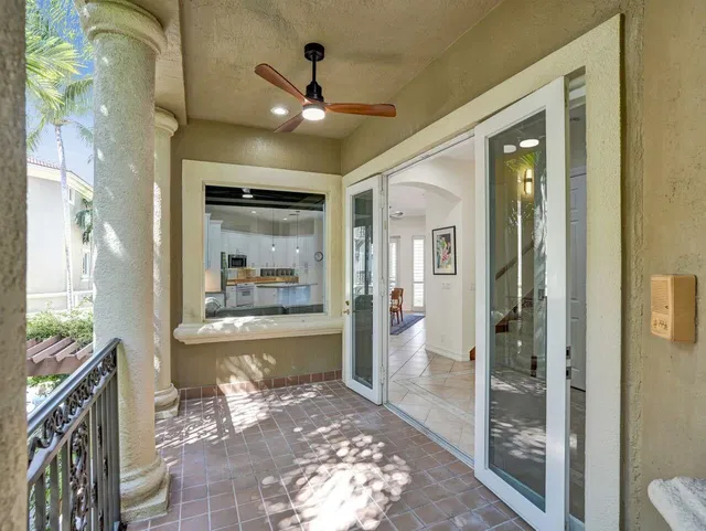 Saturnia Boca Raton Unit 9 photo 9