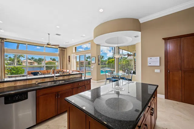 Saturnia Boca Raton Residence photo 13