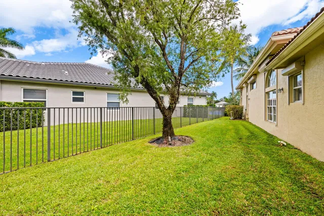 Saturnia Boca Raton Residence photo 39