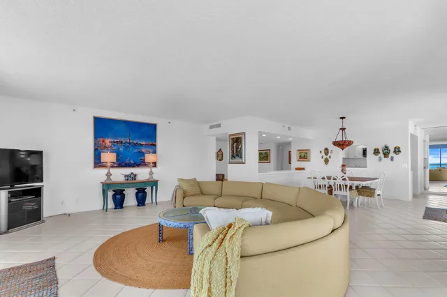 Martinique Singer Island Unit 1501 photo 5