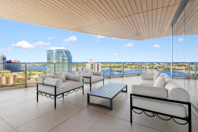 Forte on Flagler Unit 1501 photo 32
