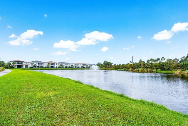 Alton Homes Palm Beach Gardens Residence photo 35