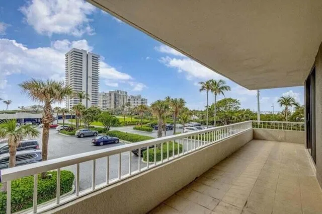 Water Glades Unit 2b photo 21