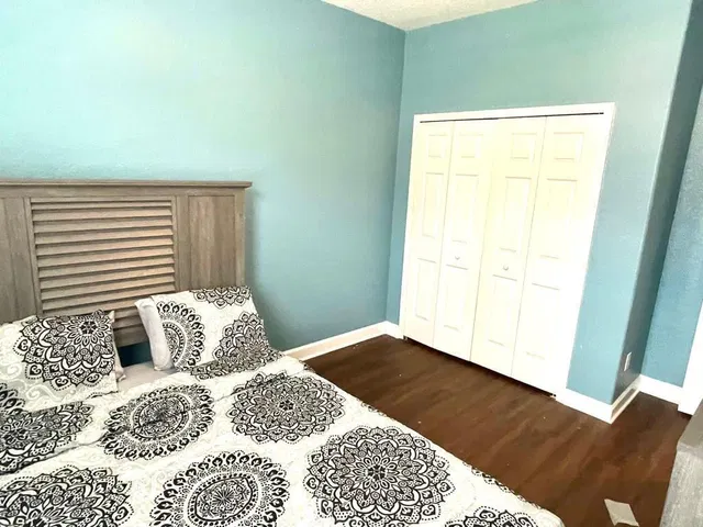 Residence photo 17
