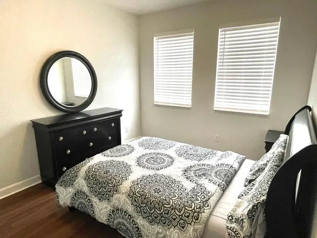 Residence photo 18