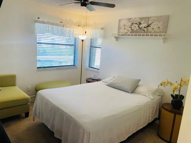Unit 3204 photo 18