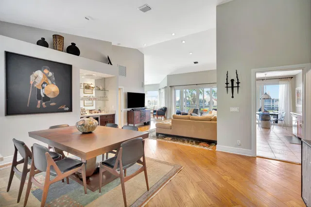 Admirals Cove Residence photo 7