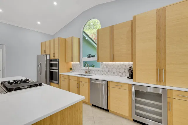 Harbour Ridge Residence photo 9