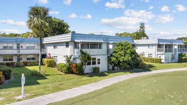 Residence photo 2