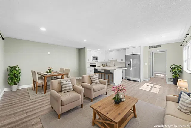 Residence photo 5