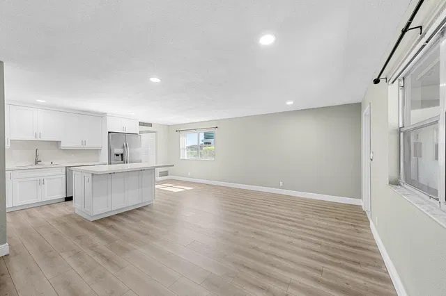 Residence photo 6