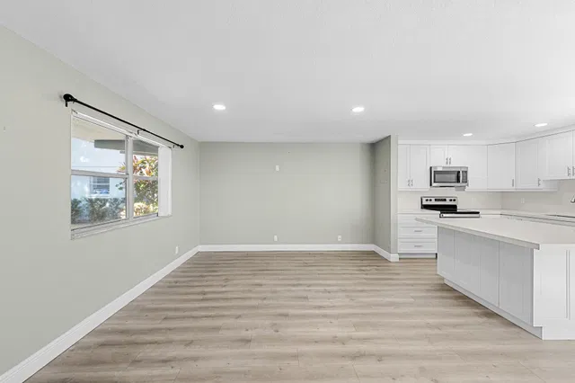 Residence photo 9