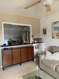 Unit 208 photo 4
