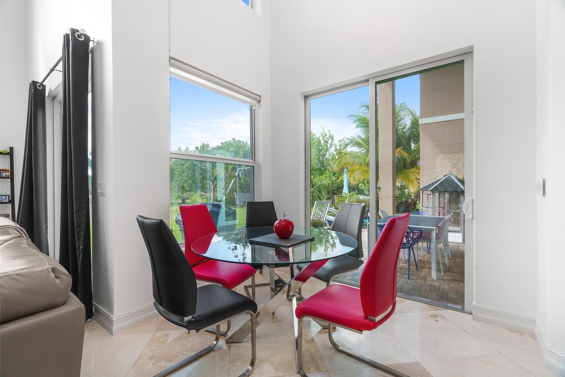 Residence photo 15