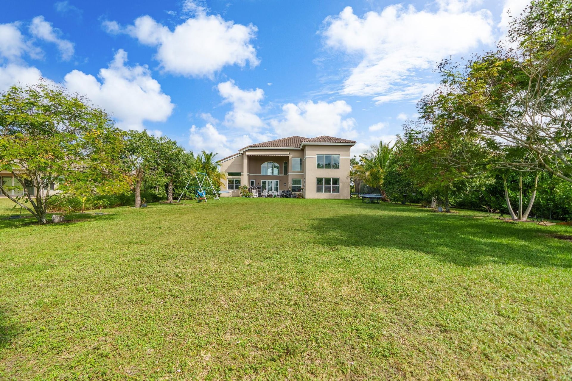 Residence photo 53