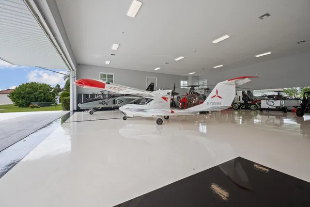 Wellington Aero Club Residence photo 73