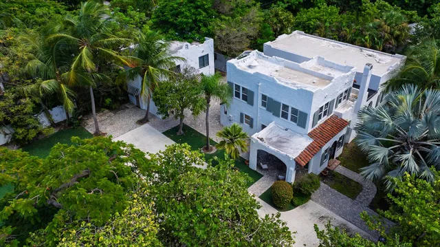West Palm Beach Residence photo 12