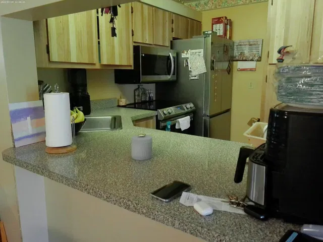 Unit D2 photo 2