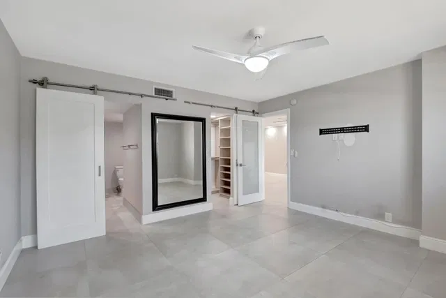 Unit 103 photo 21