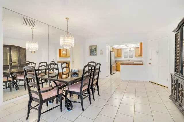 Unit 402 photo 27