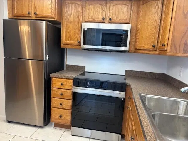 Unit 402 photo 49
