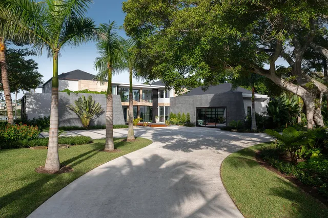 Residence photo 4