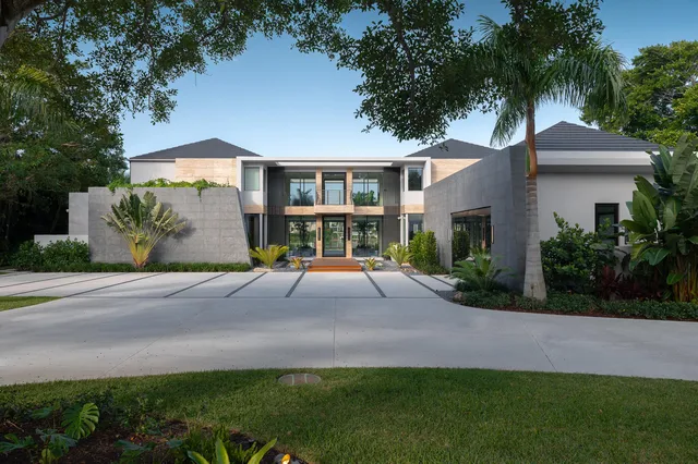 Residence photo 5
