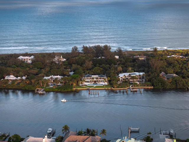 Residence photo 43