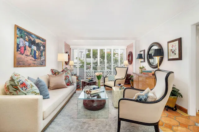 In-Town Palm Beach Unit 1040 photo 4