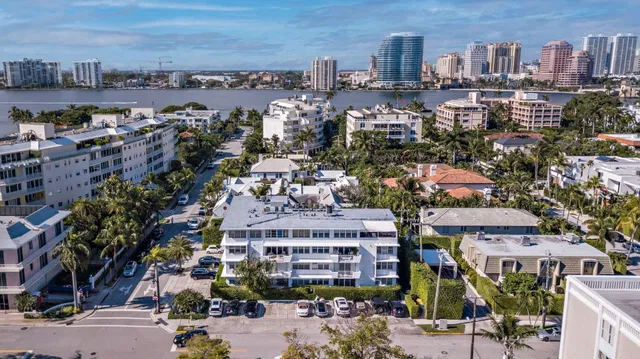 In-Town Palm Beach Unit 1040 photo 14