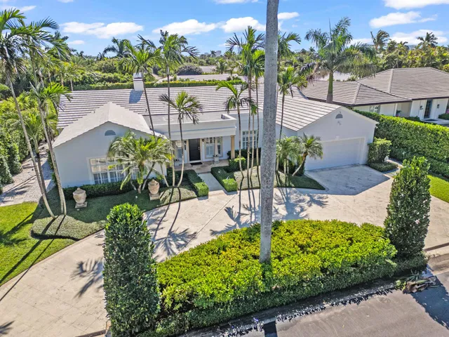232 W Indies Drive