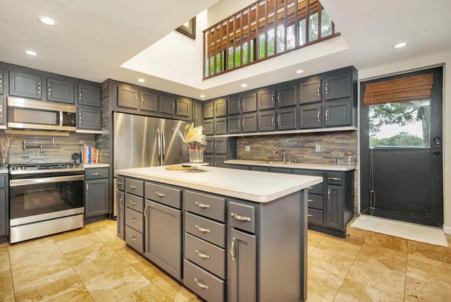 Grandview Heights Residence photo 8