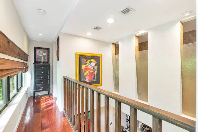 Grandview Heights Residence photo 11
