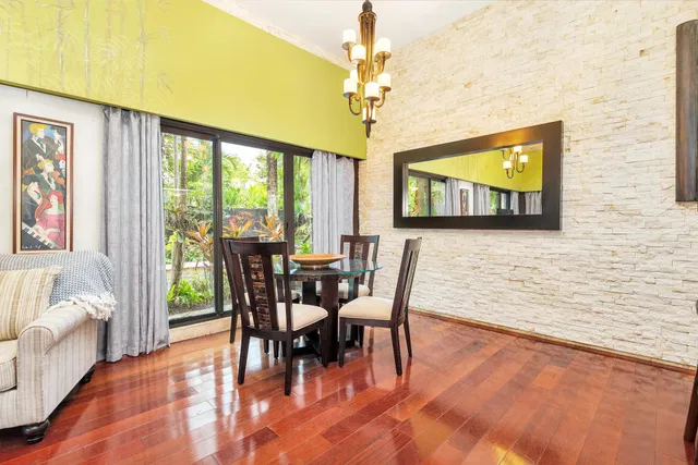 Grandview Heights Residence photo 22