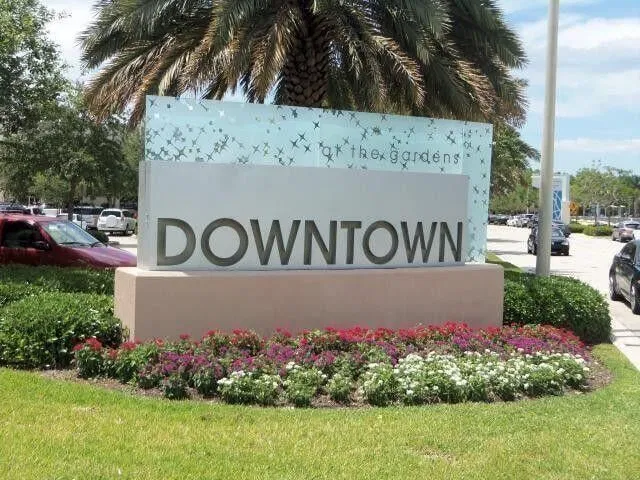  Unit 402 photo 38