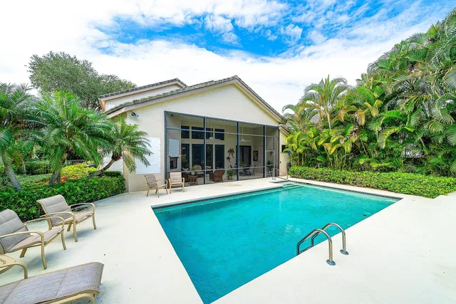 Frenchman's Creek Residence photo 10