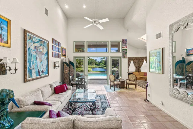 Frenchman's Creek Residence photo 31