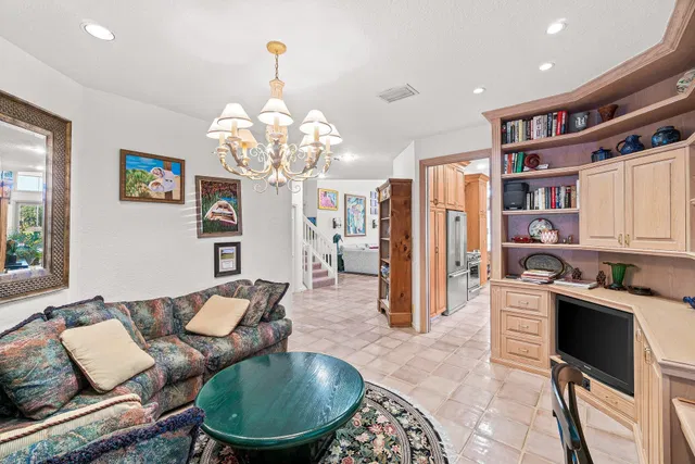 Frenchman's Creek Residence photo 36