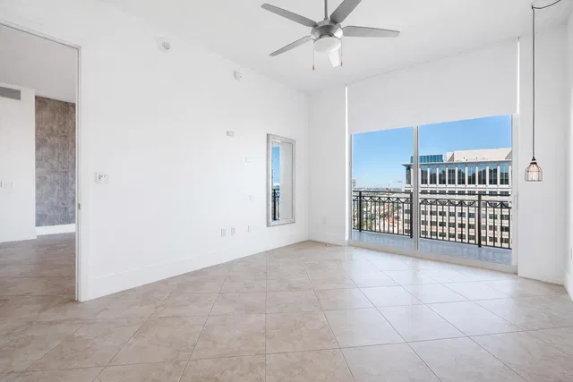 CityPlace South Tower Residence photo 17