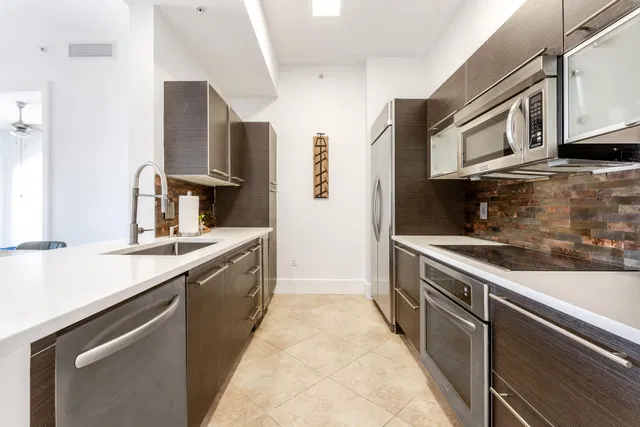 CityPlace South Tower Residence photo 4