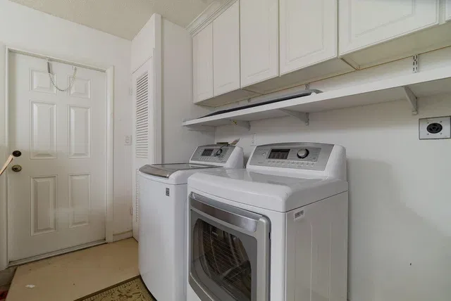 Residence photo 14