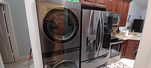 Unit 204 photo 7