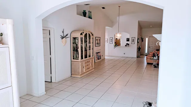 Residence photo 11