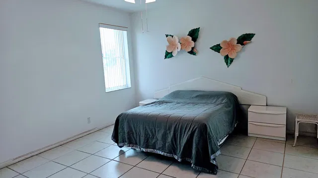 Residence photo 12