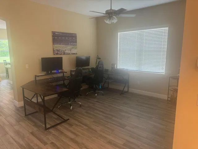Residence photo 9