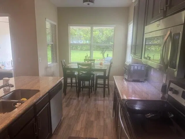 Residence photo 27