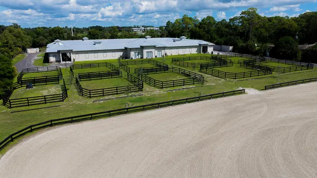 Unit (Stalls) photo 7
